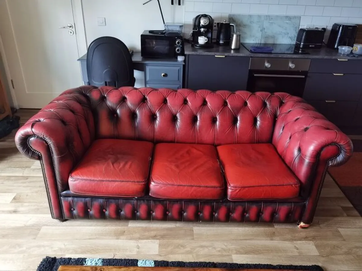 Chesterfield 3 seater - Image 1