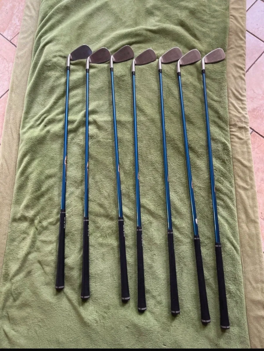 Golf clubs - Image 1