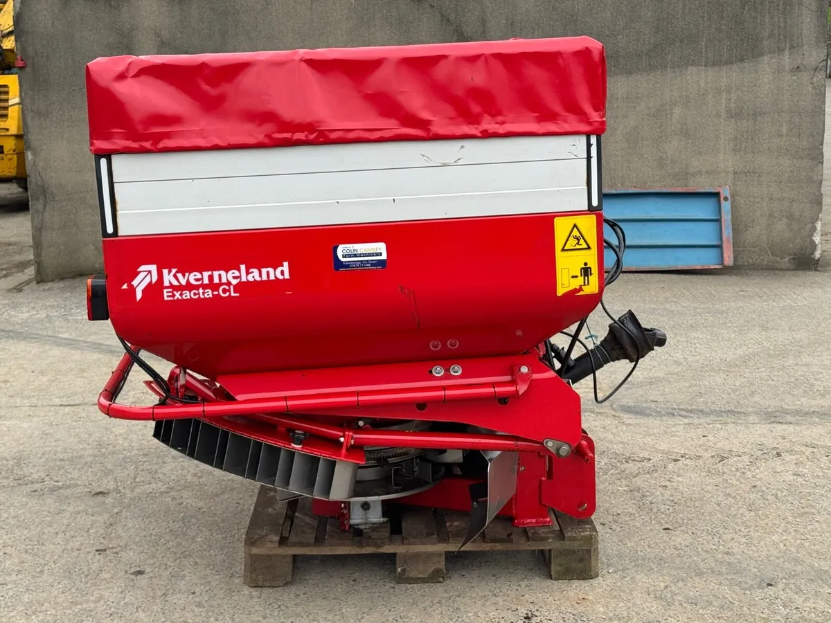 Fertiliser sower - Image 2