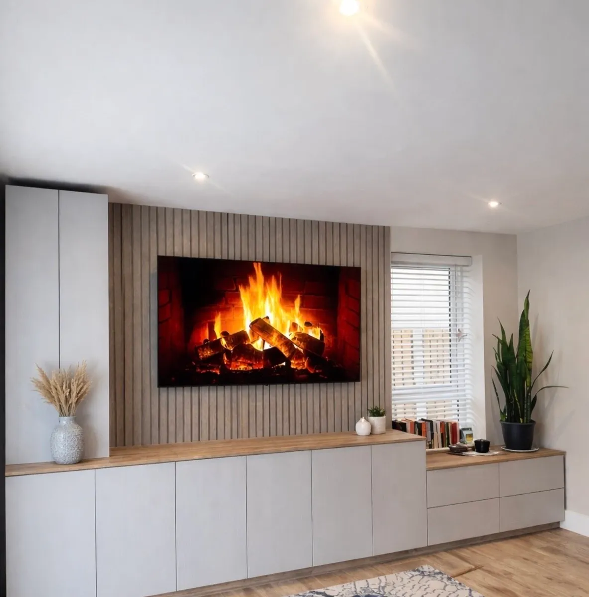 Media wall units - Image 1