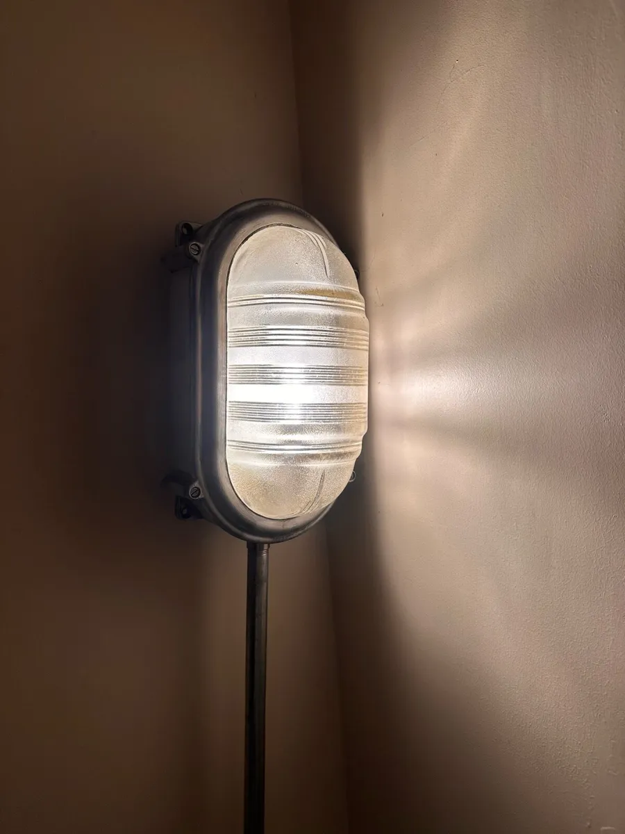 Coughtrie Vintage Light fixtures - Image 1