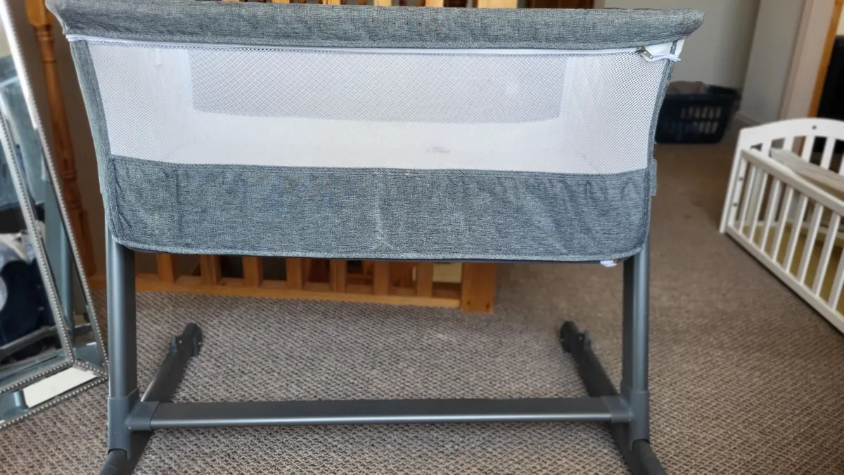 Cozi Sleeper baby cot - Image 4