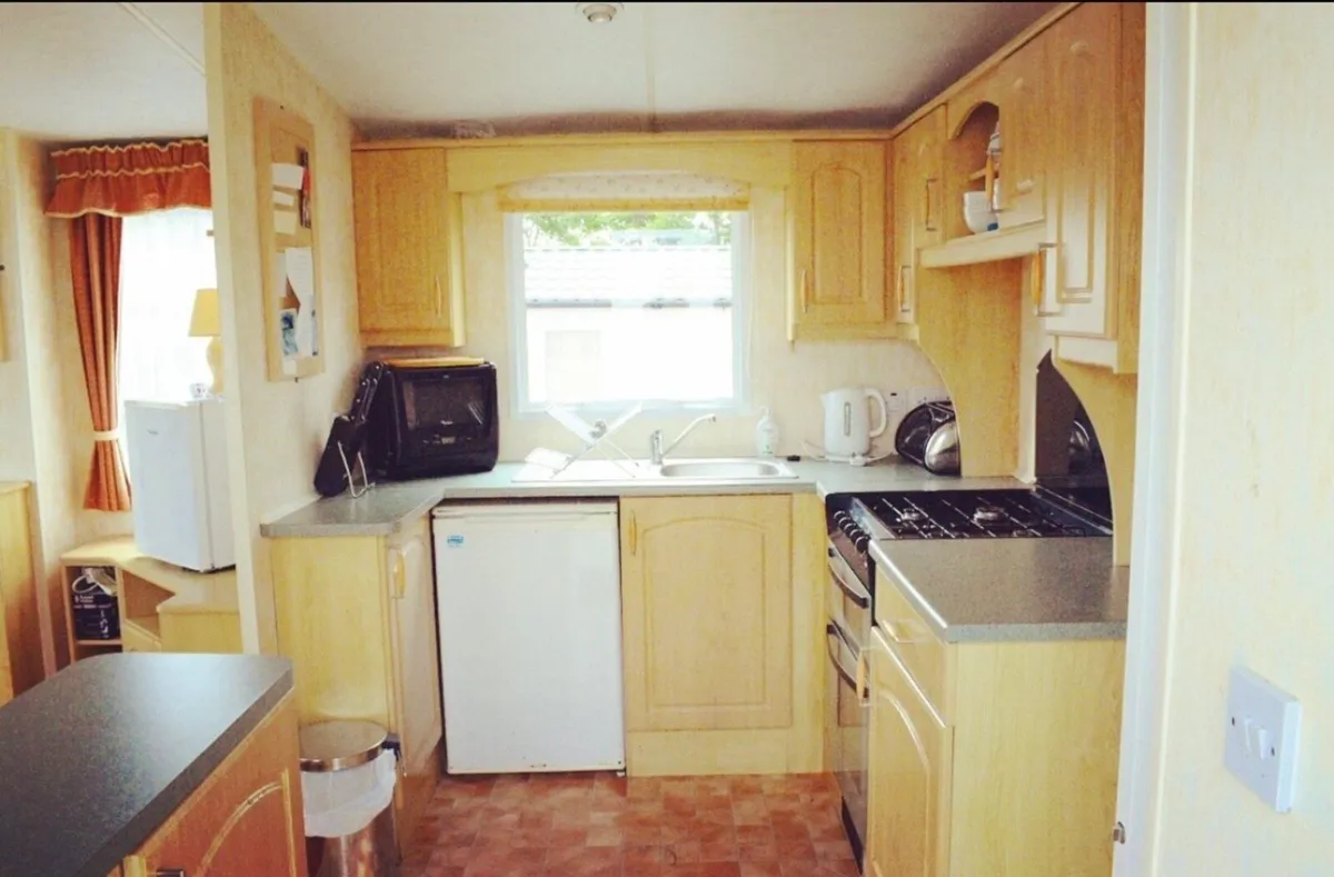 Mobile Home To Let at Old Head Louisburgh - Image 4