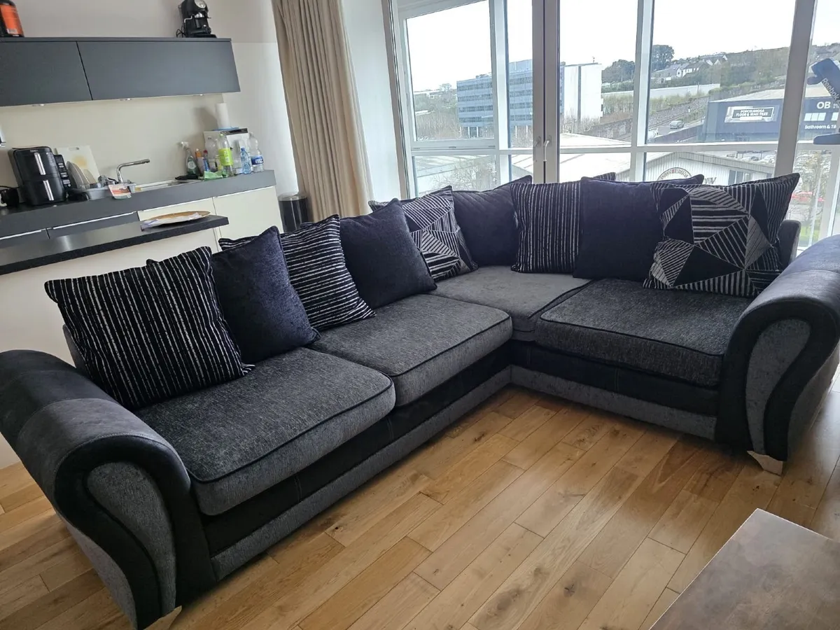 Corner sofa - Image 2