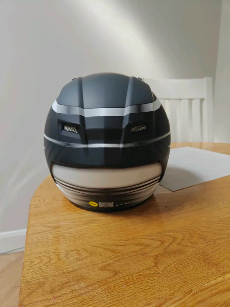 HELMET QUALIFIER DLX MIPS
SIZE-S 55-56cm - Image 4