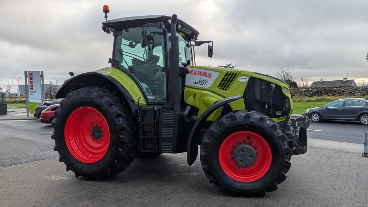 Absolutely mint Claas Axion 840 CIS+ - Image 1