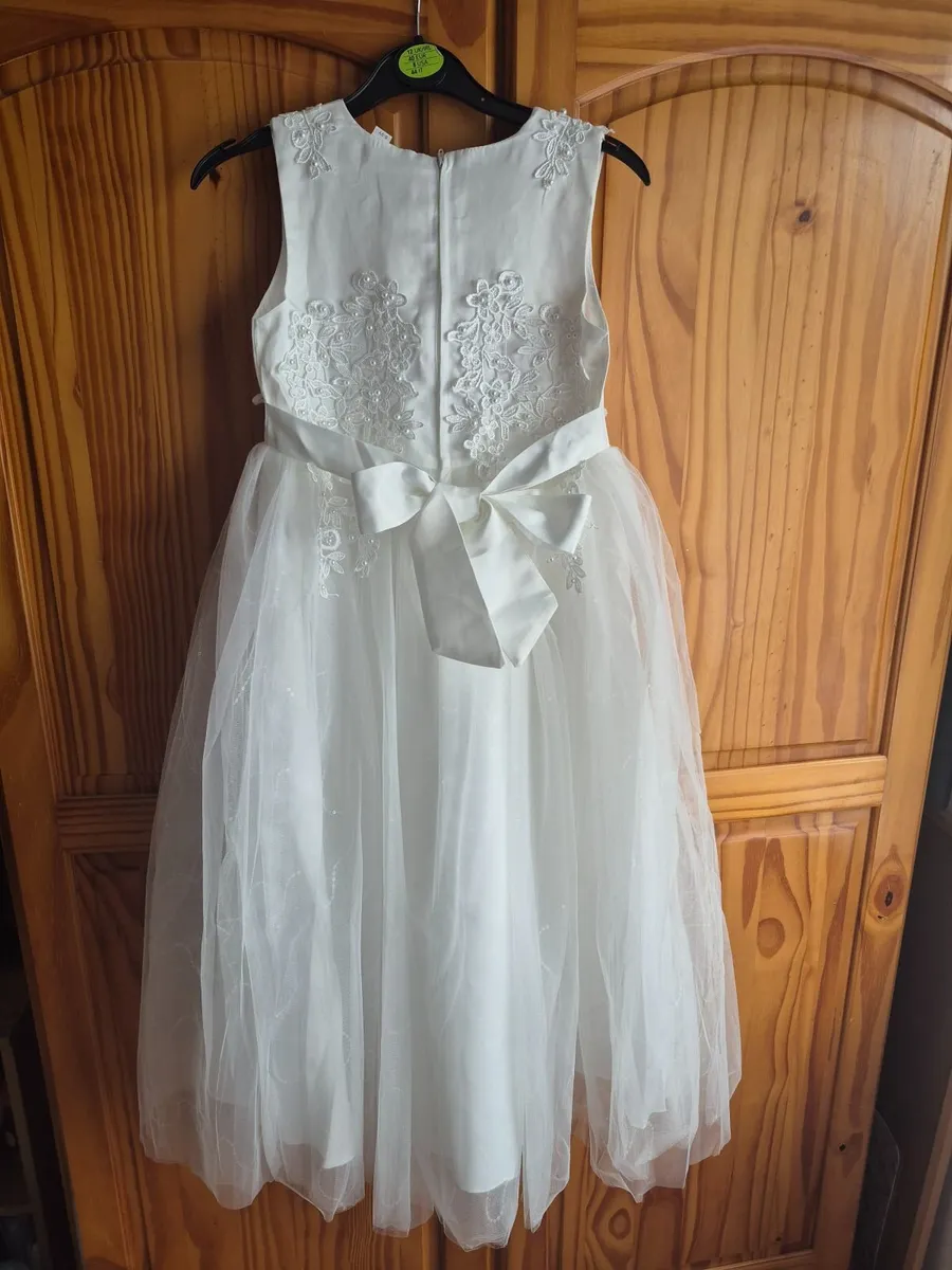 Communion dress - Image 3