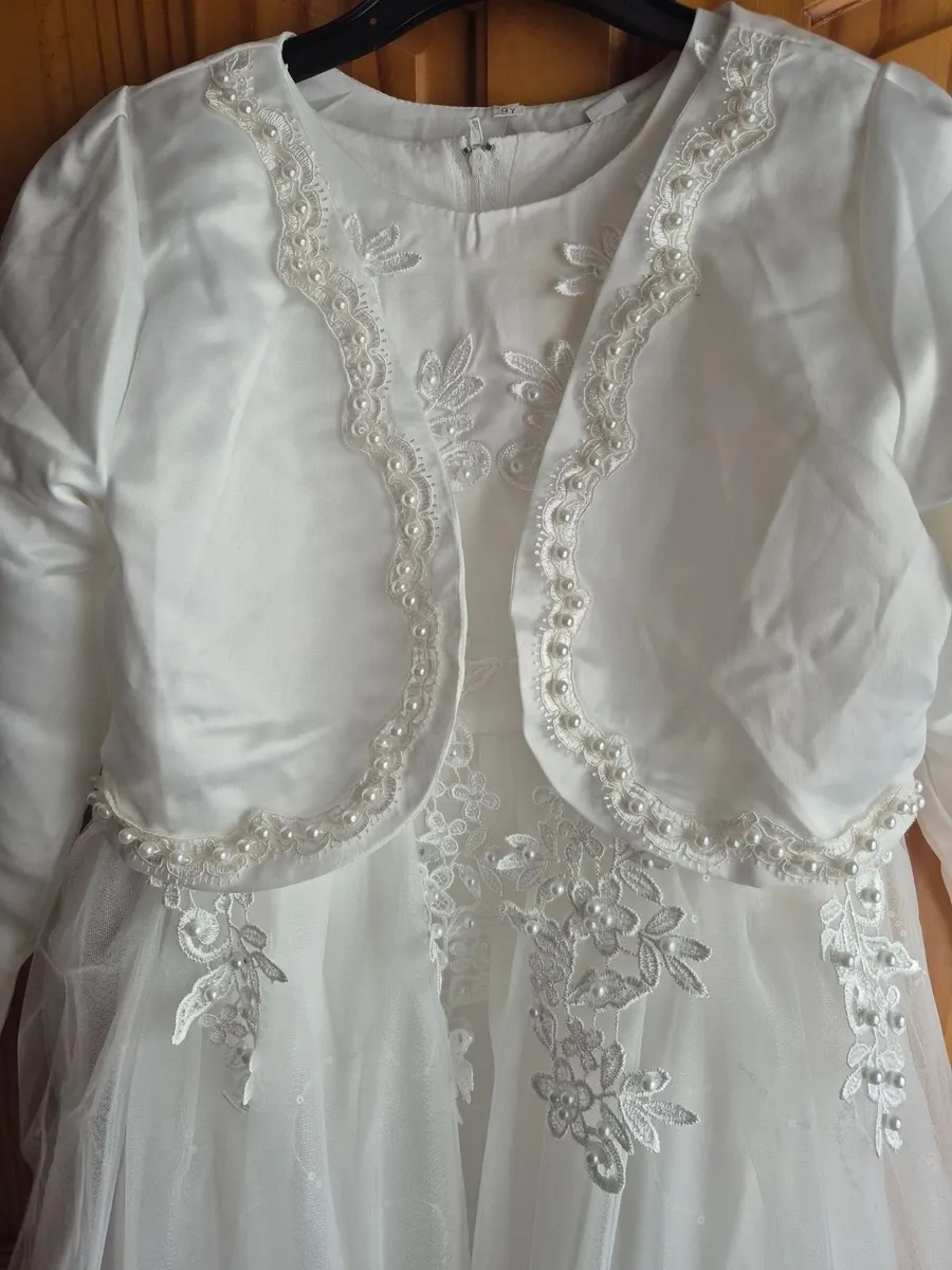 Communion dress - Image 4