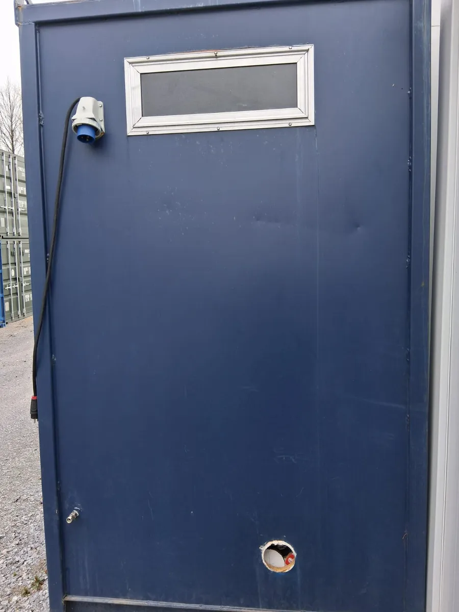 Heavy Duty Steel Toilet Block - Used - Image 2