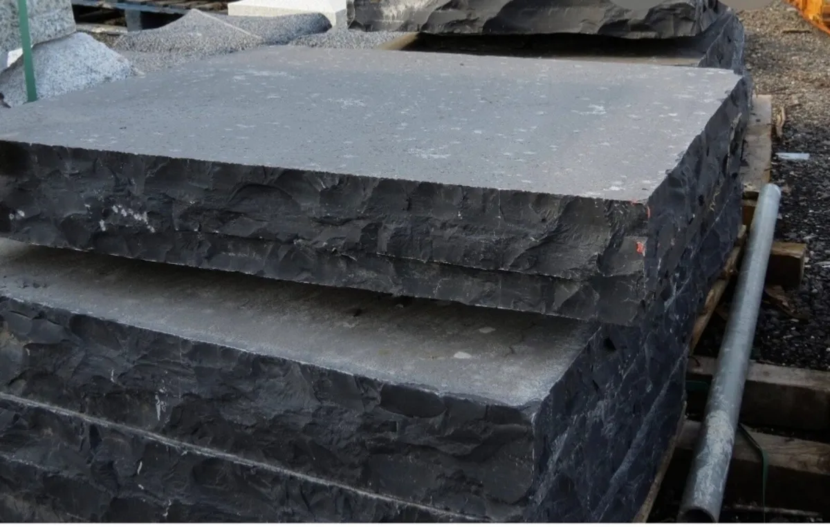 Black Limestone Pillar Caps - Flat