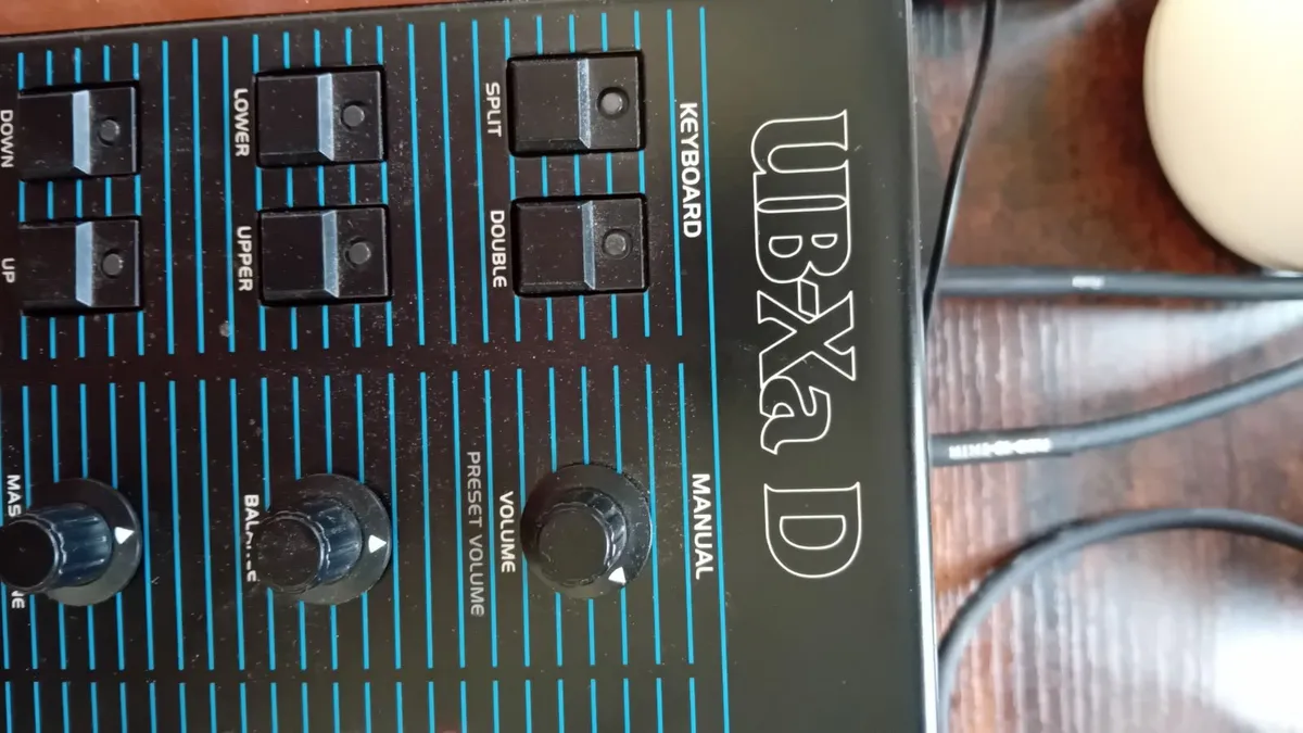 Behringer Ub-xa D polyphonic synthesizer - Image 2