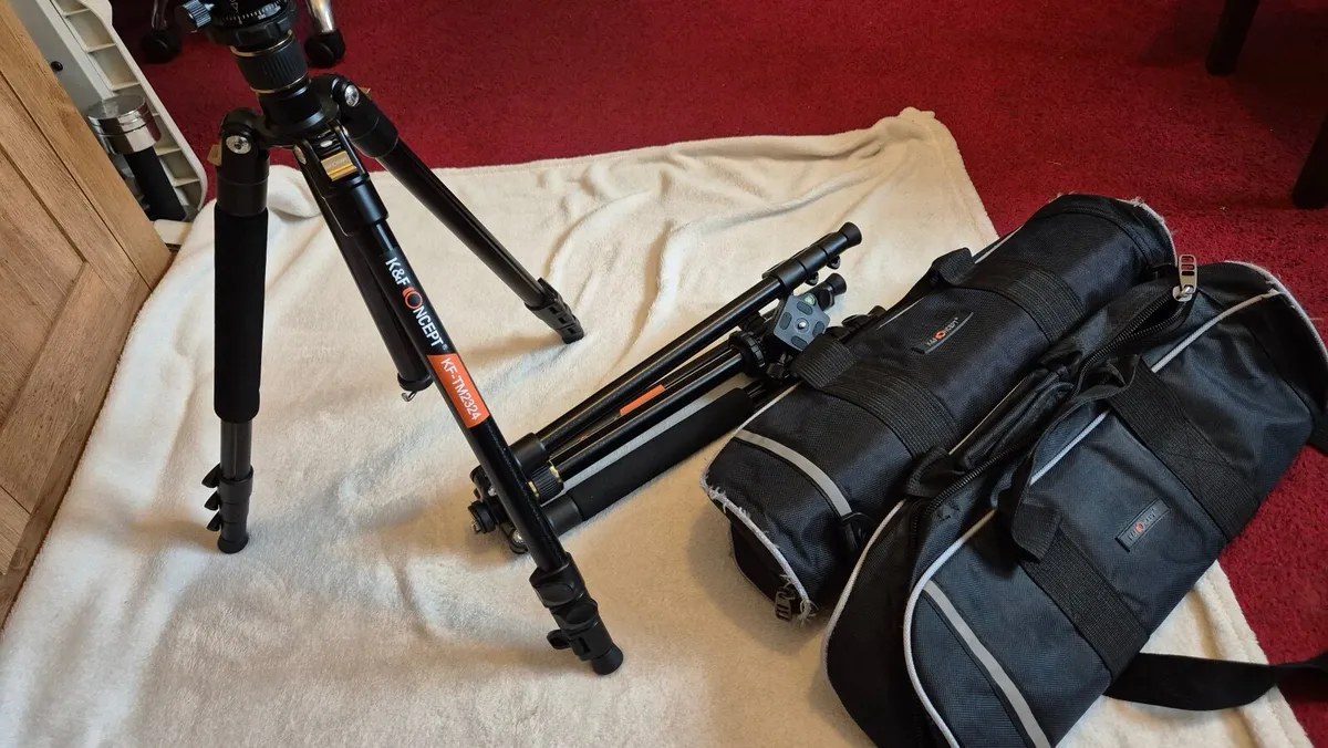 K & F Concept Tripods with 2 Panoramic Heads - Image 3