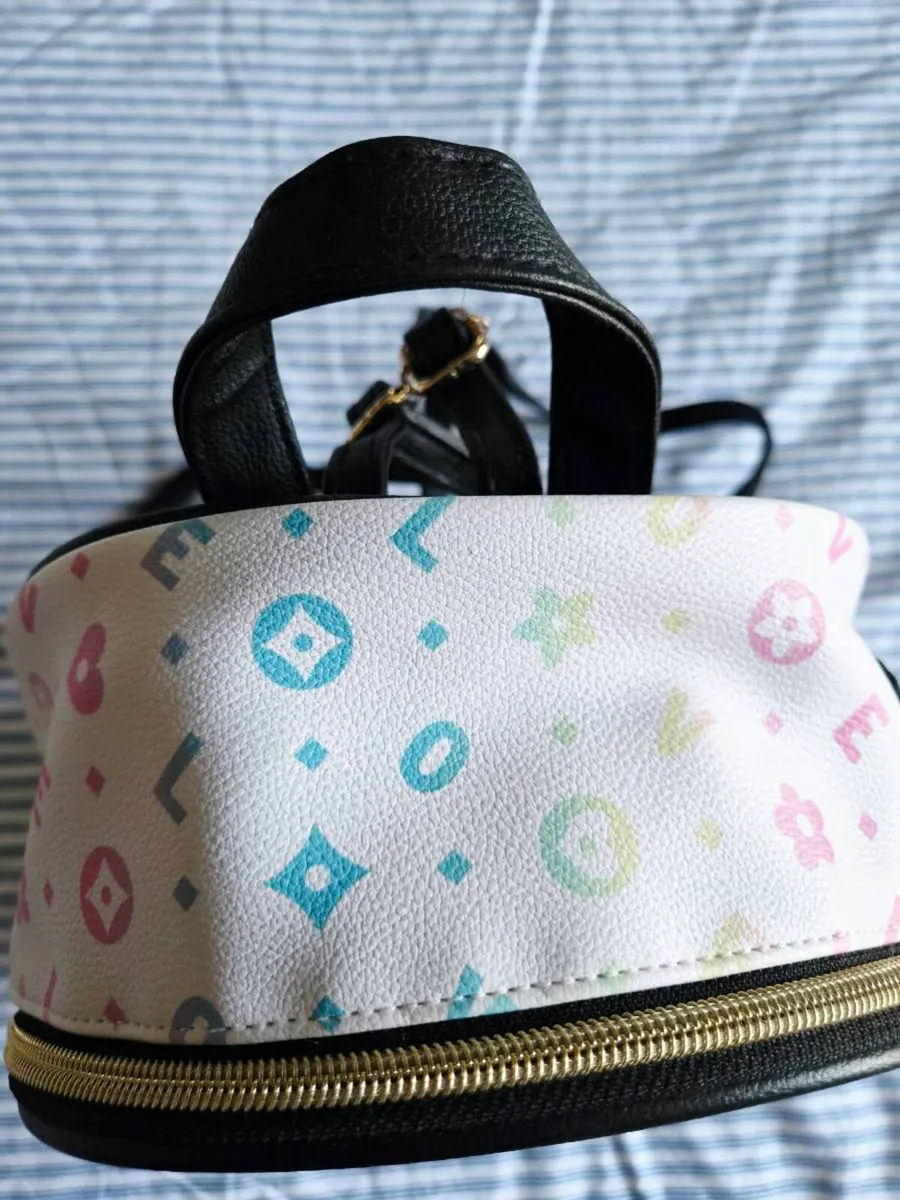 Childs Backpack (Claire's) - Image 4