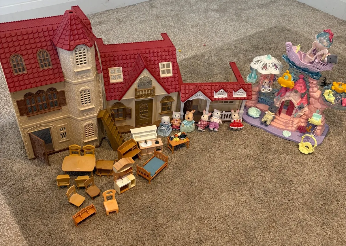 Sylvanian family bundle - Image 1