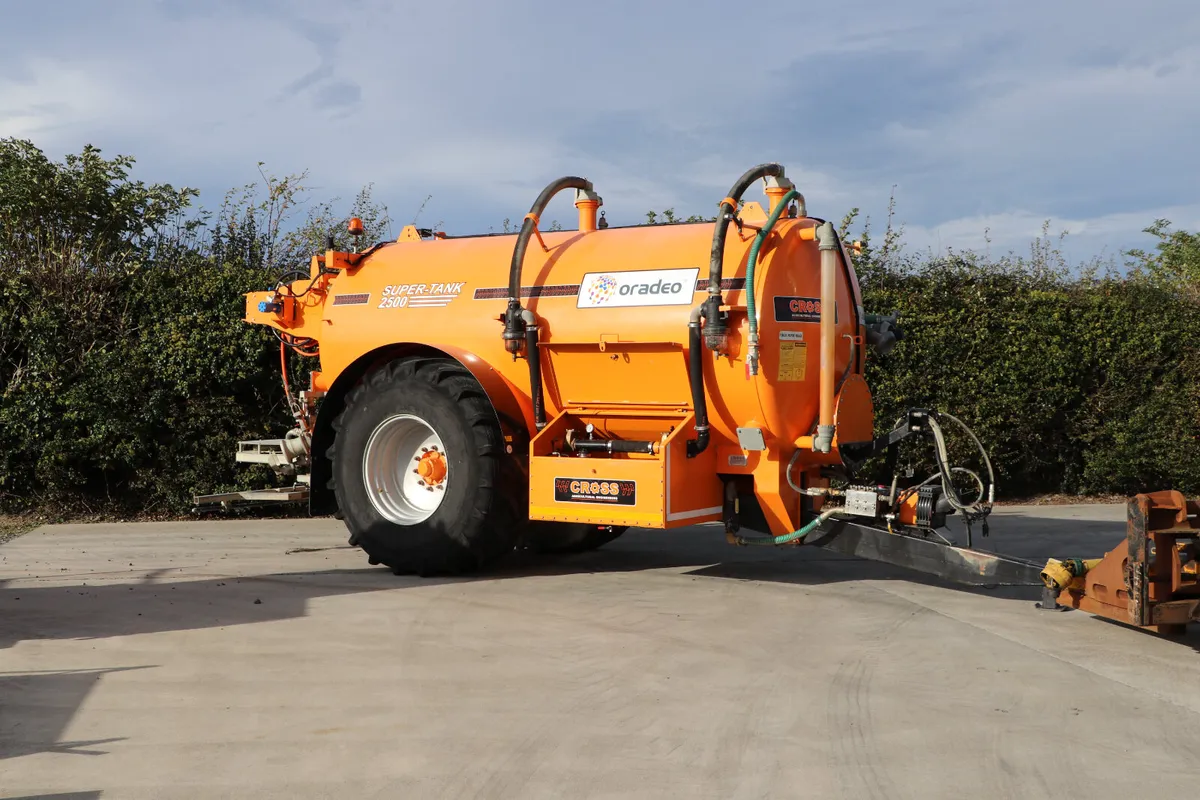 2500 Split Tanker Road Wash - Image 3