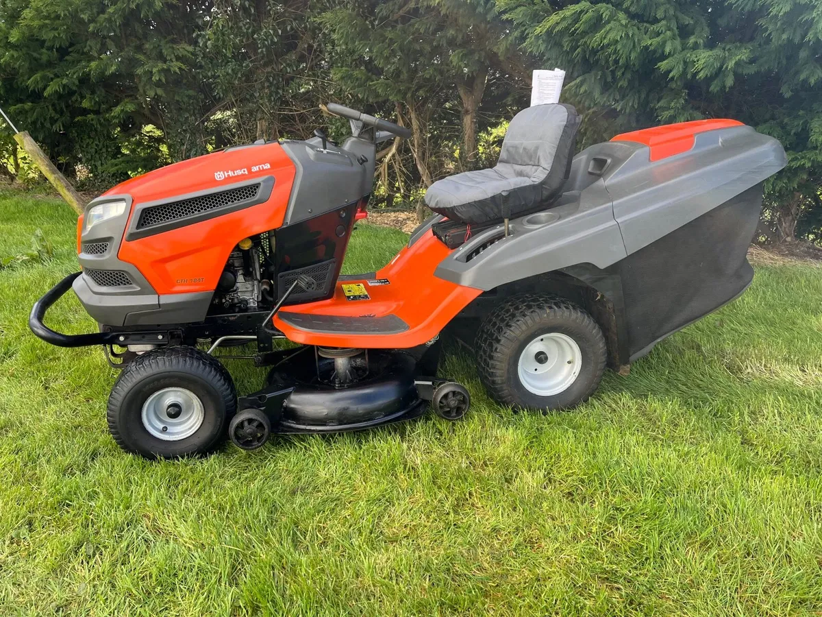 Husqvarna ride on lawnmower - Image 4