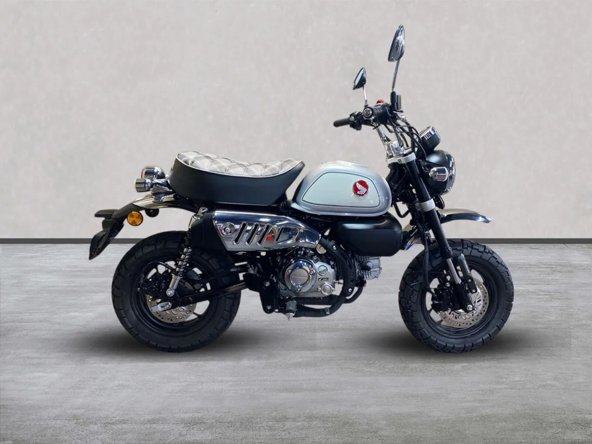 Honda Z 125 Monkey with 253 Miles, Apr 24 NI Reg - Image 1