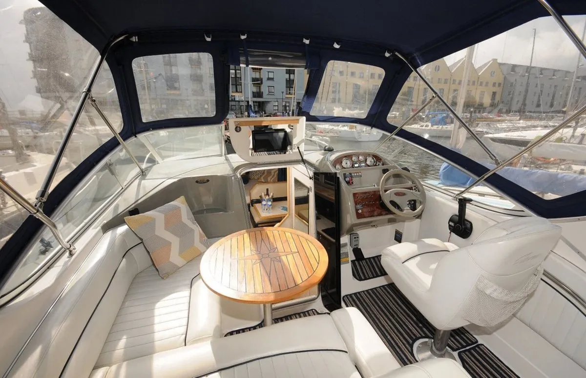 Bayliner 2855 Ciera - Image 2