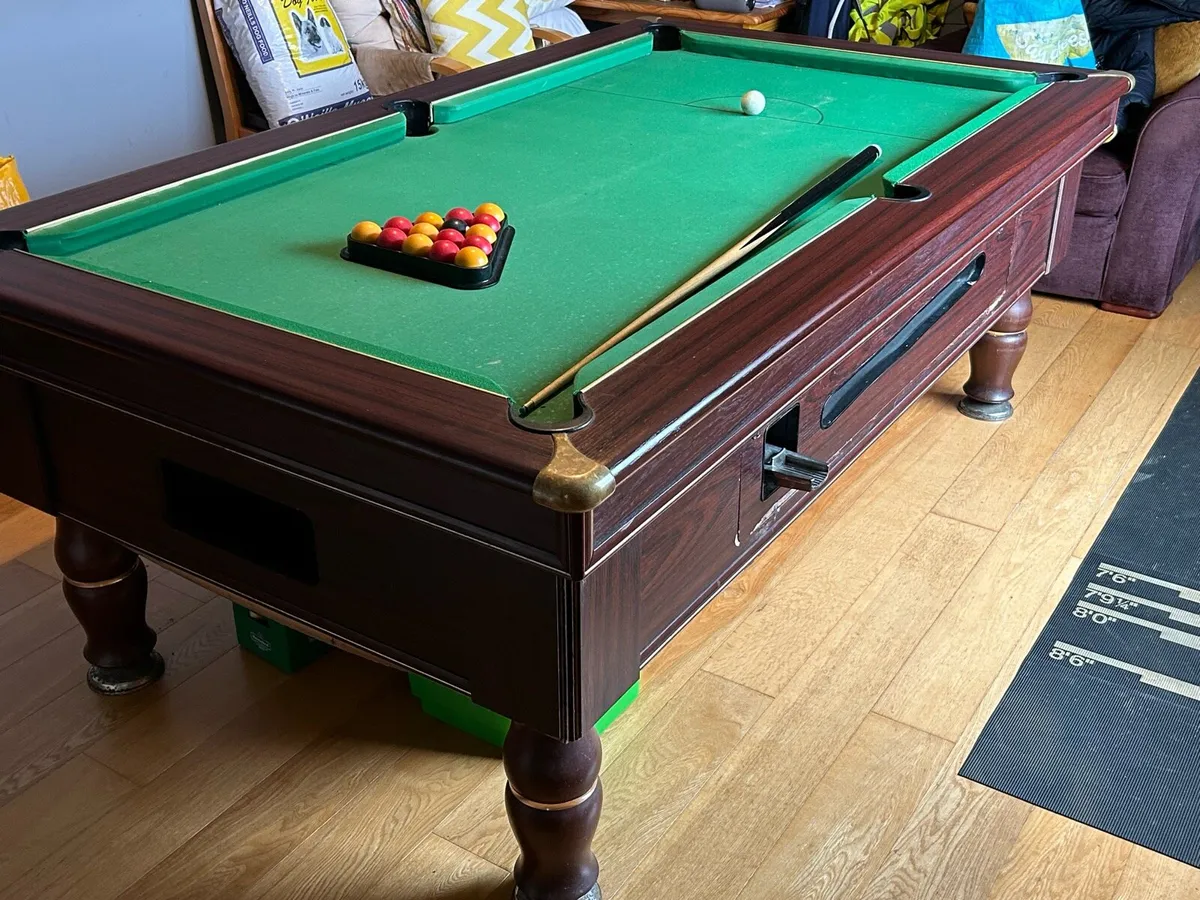 pool table - Image 1