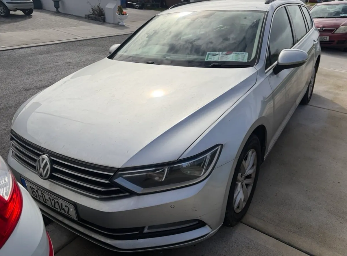 2015 Volkswagen Passat automatic, read ad!! - Image 2