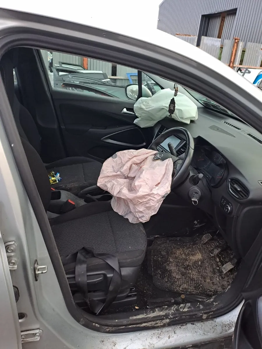 Opel Crossland X 2018 - Image 4