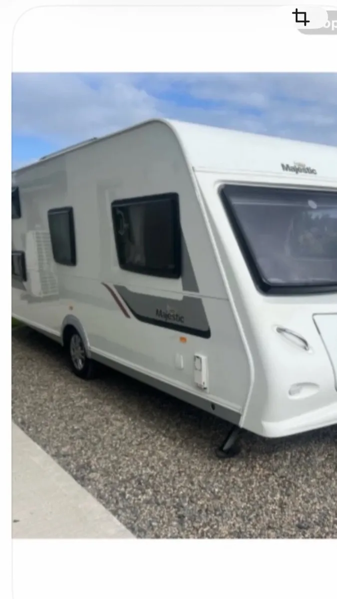 Caravan touring 2015 Elddis majestic 505 - Image 3