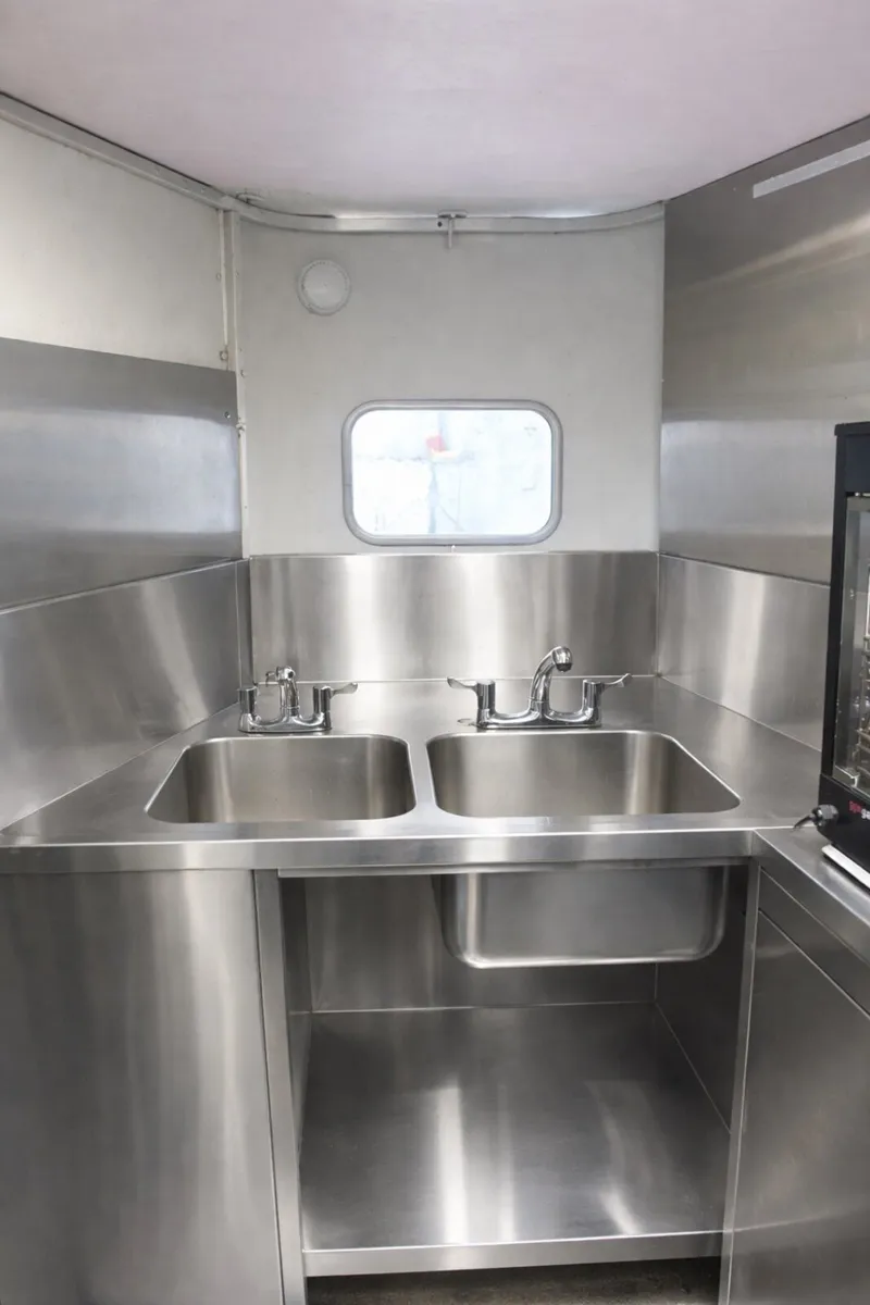 Coffee Trailer, I will not KEEP 1st to pay takes. - Image 4