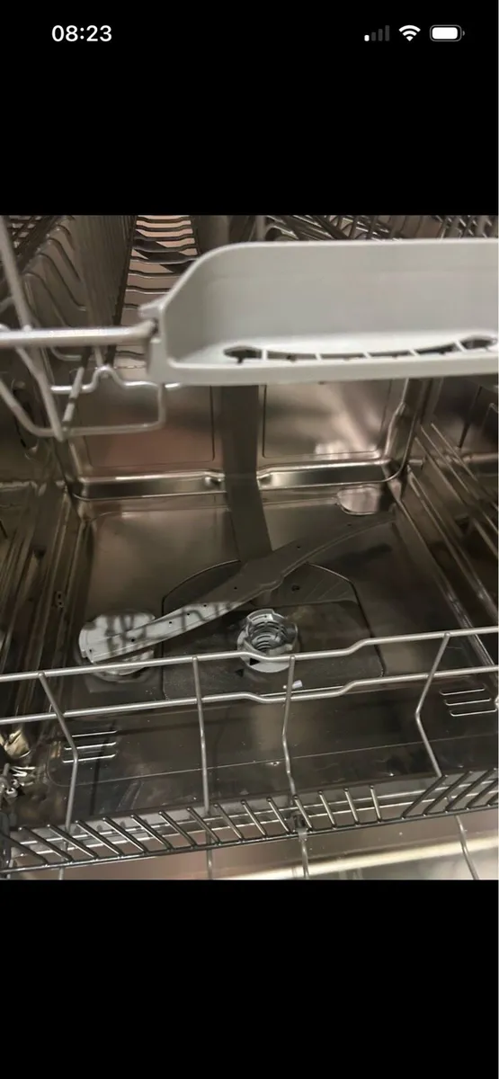 Dishwasher - Image 3