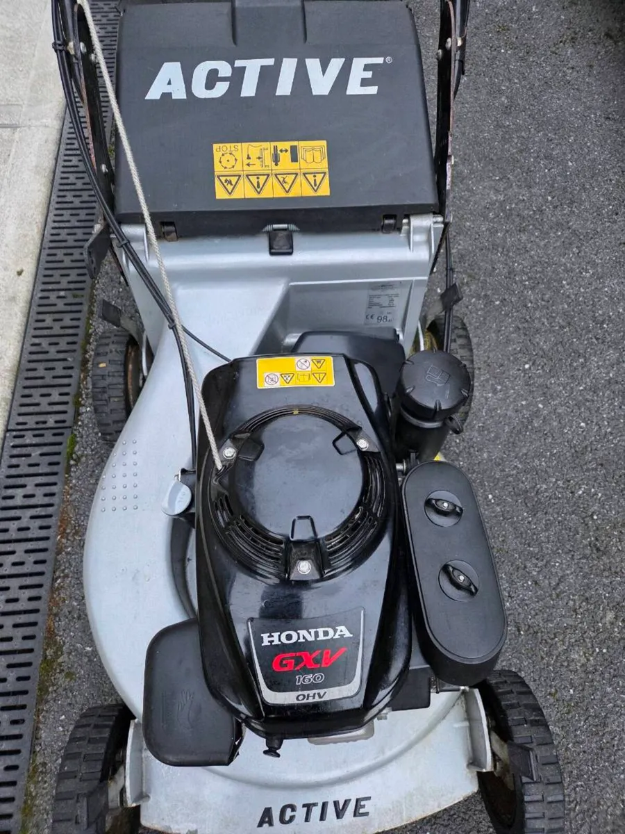 Active 5850 SWH Commercial Lawnmower - Image 1