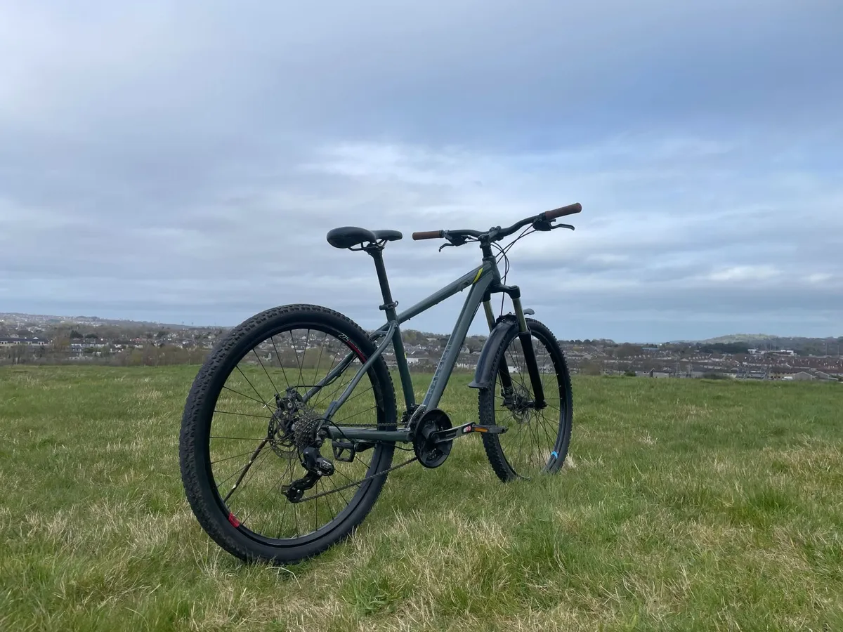 Raleigh Talus 2 Mountain Bike — M – 27.5" - Image 4