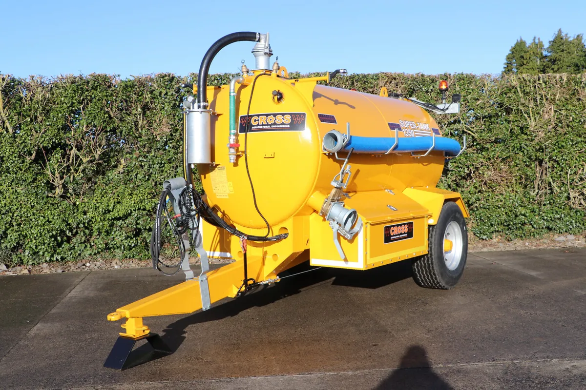 1350 Water Bowser/Dust Suppression Tanker - Image 3