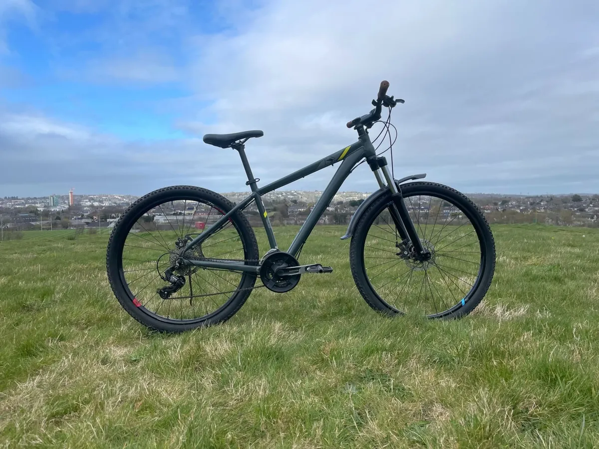 Raleigh Talus 2 Mountain Bike — M – 27.5" - Image 2