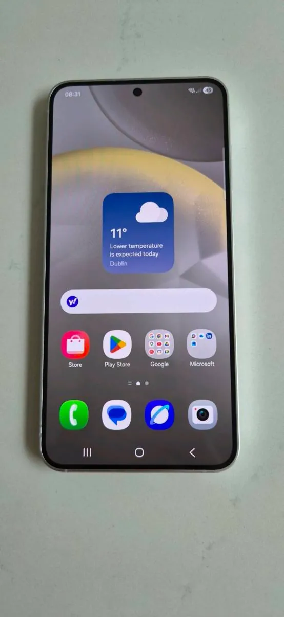 Samsung Galaxy S24 - Image 1