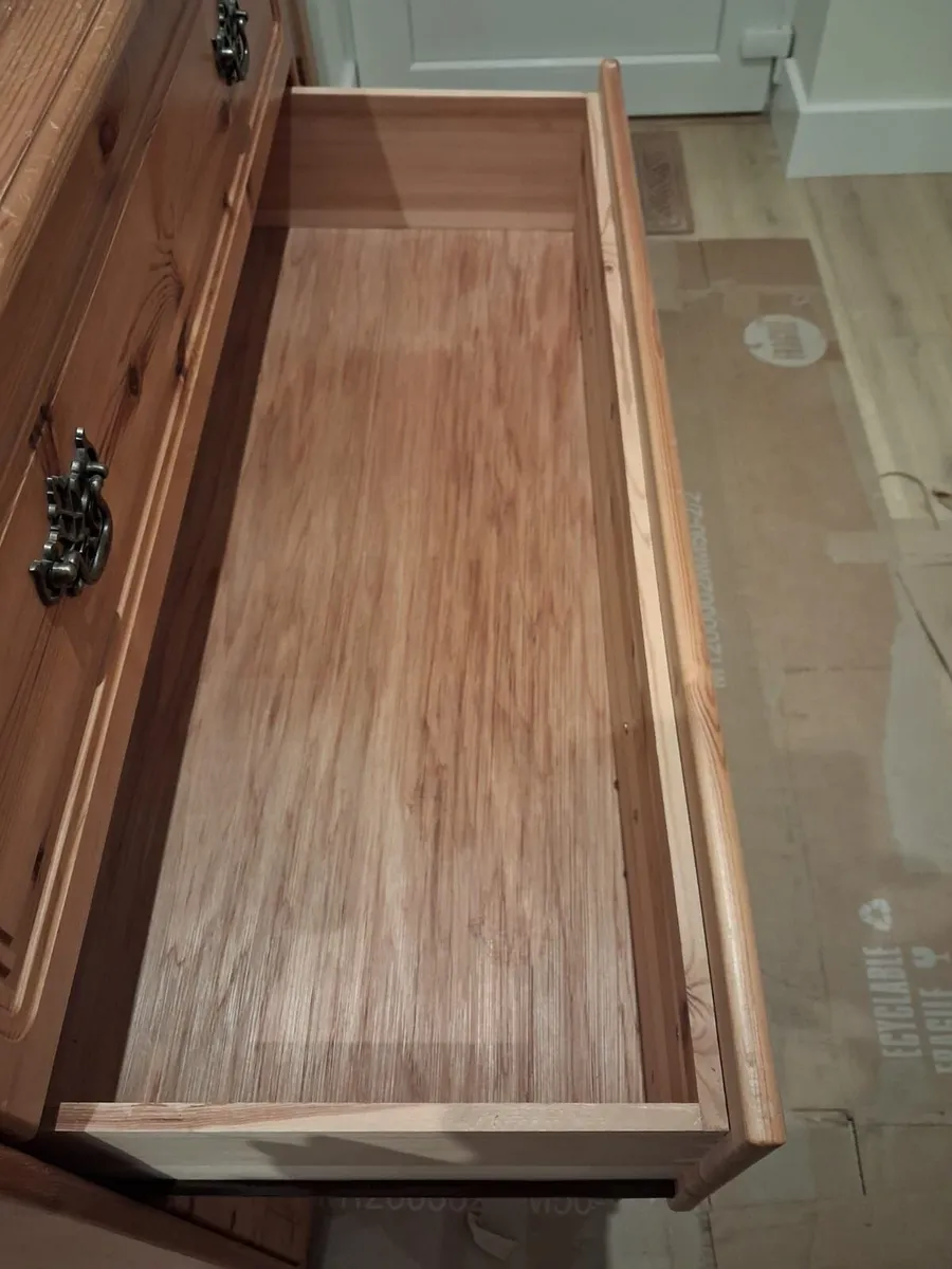 Chest of drawers - Image 3