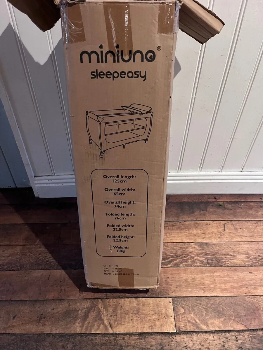 Travel cot - Image 1