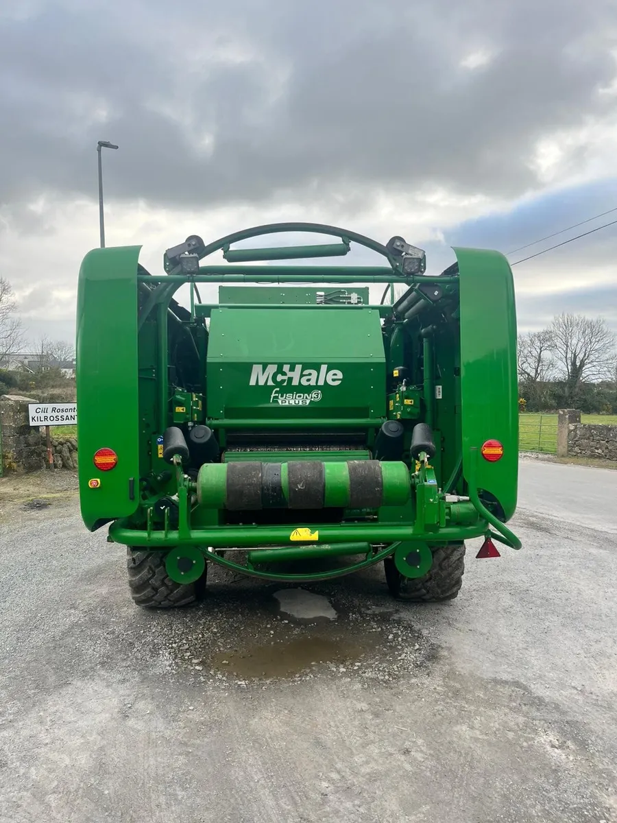 2021 McHale Fusion 3 Plus - Image 4