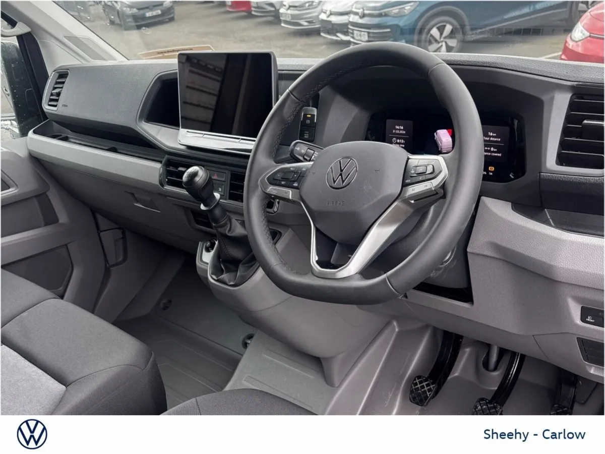 Volkswagen Crafter 2.0TDI 140hp 30 MWB HR Highline - Image 2