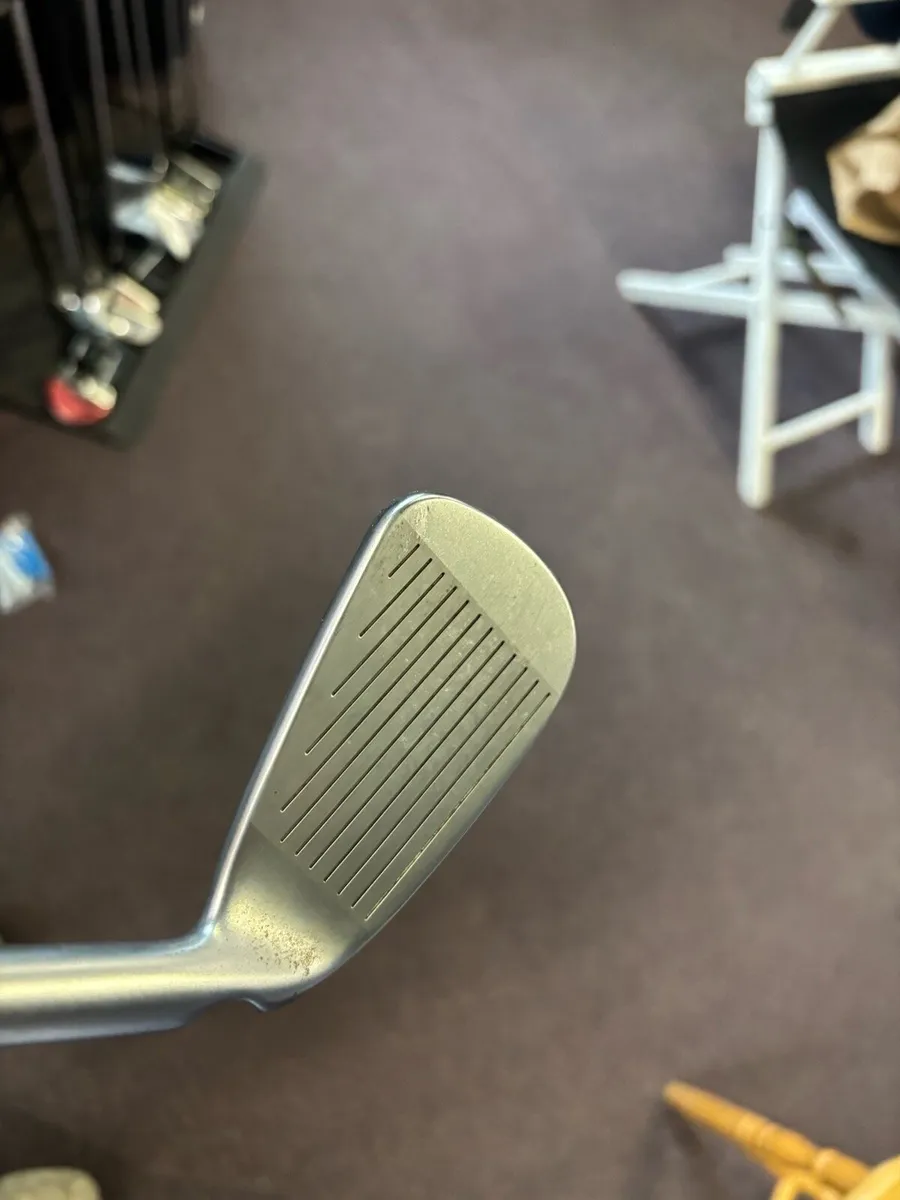 Ping idi 2 iron left handed - Image 3