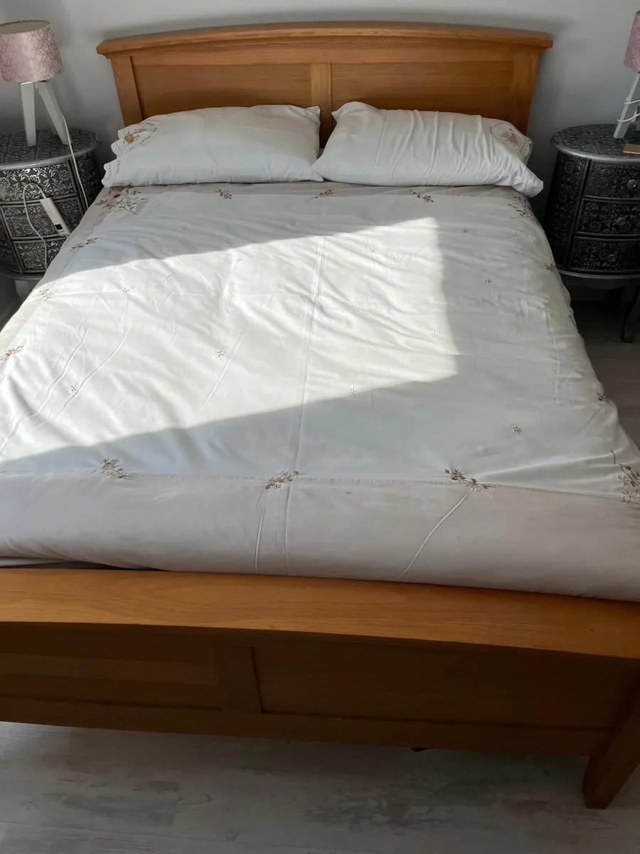 Double solid wood bed and mattress - Image 2