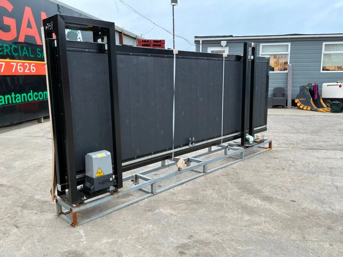 UNUSED 13ft SLIDING ENTRANCE GATES1376p. - Image 1