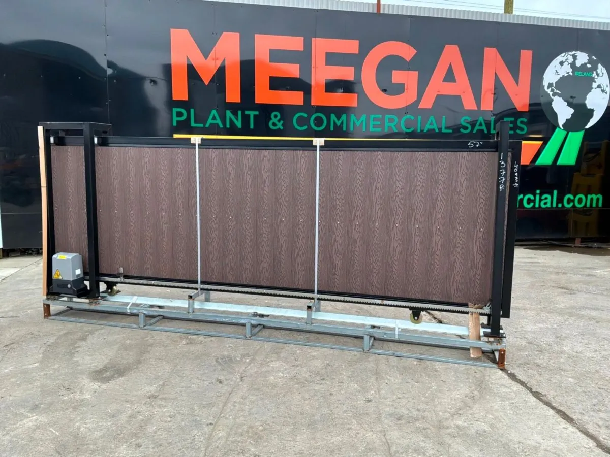 13ft REMOTE CONTROL SLIDING GATE..........1377p. - Image 1