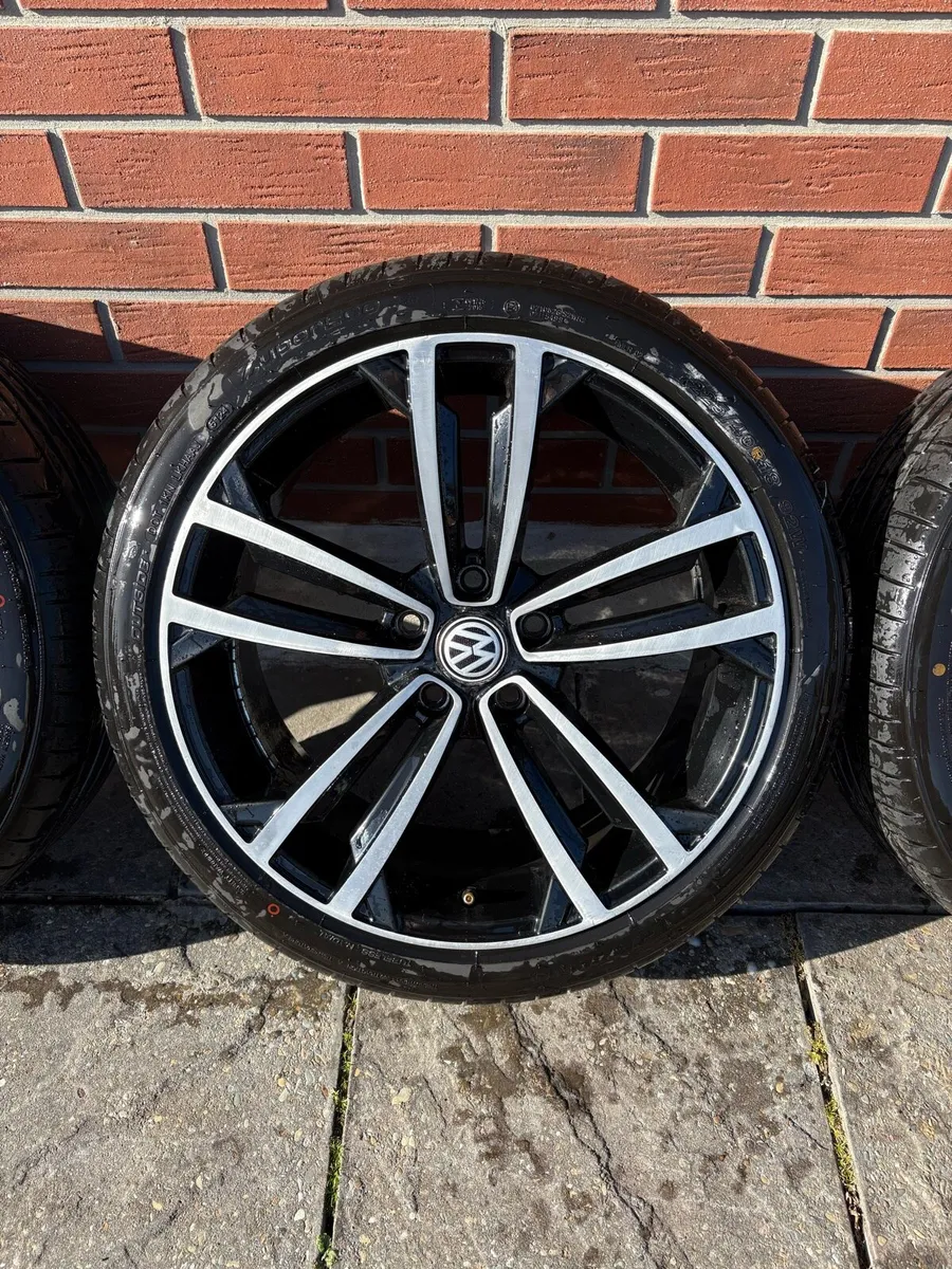 18” Sevilles - Image 4