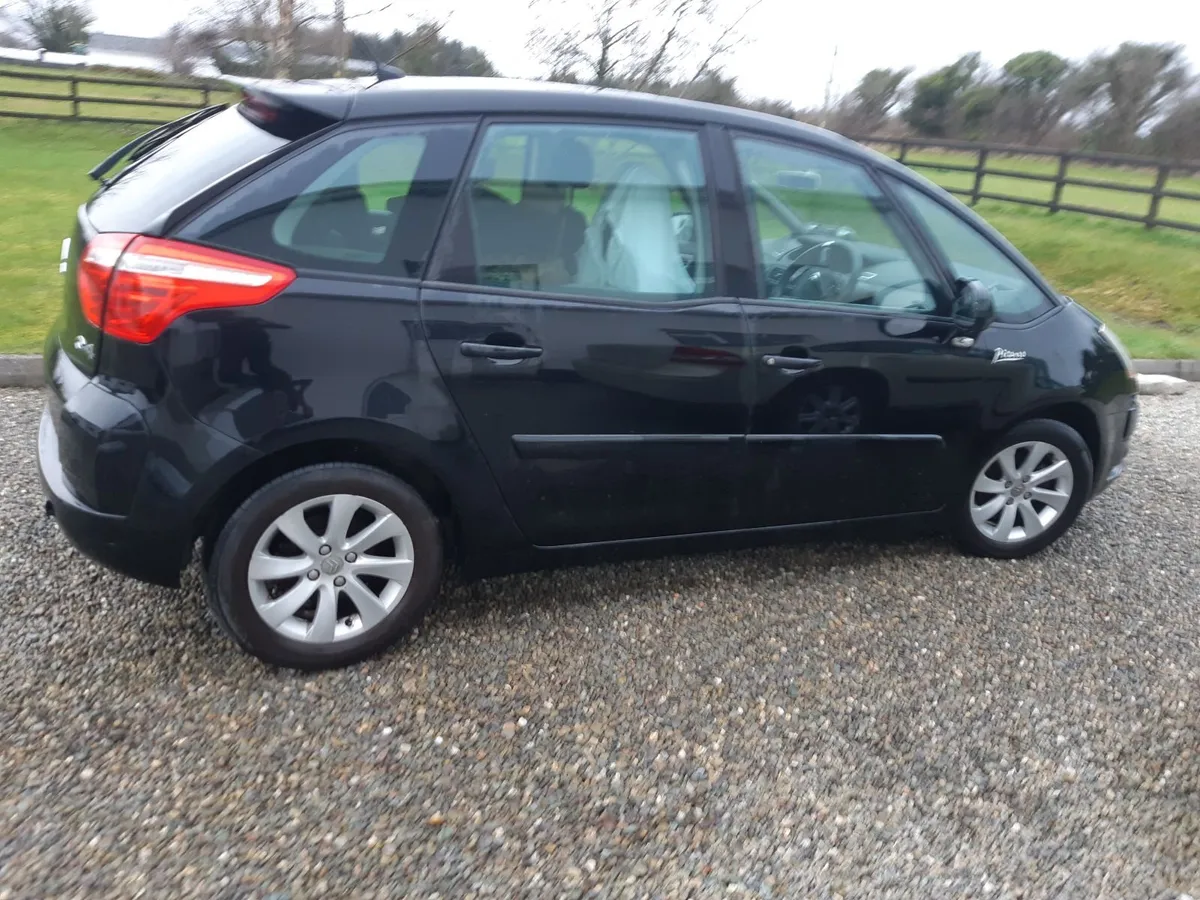 Volvo S40 1.6HDI /Citroen C4 1.7 petrol - Image 1
