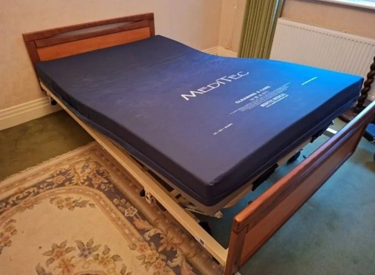 Fortissimo Bariatric Medical Bed - Image 1