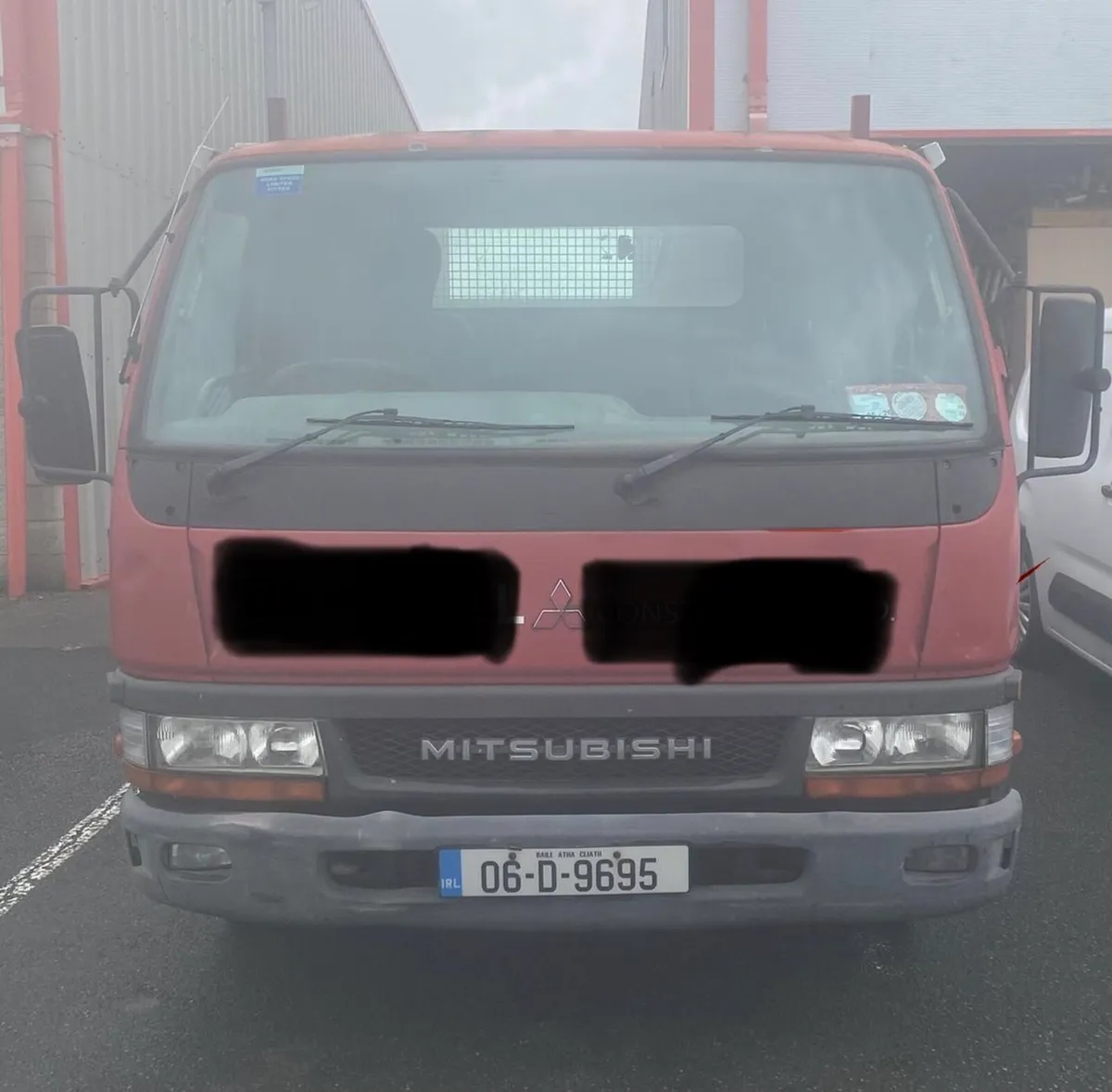 Mitsubishi Canter - Image 1