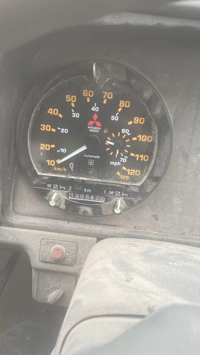 Mitsubishi Canter - Image 2