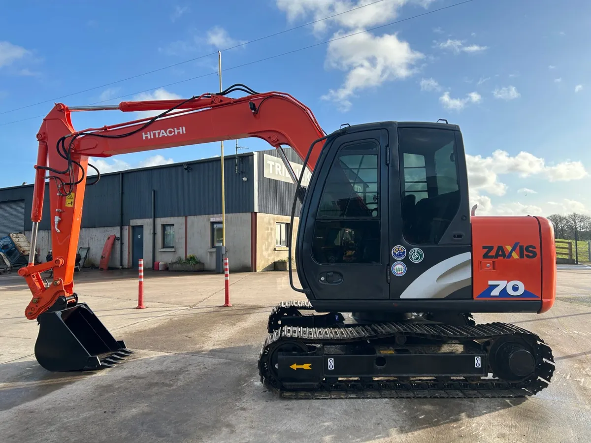 2014 Hitachi Zaxis 70 - Image 1