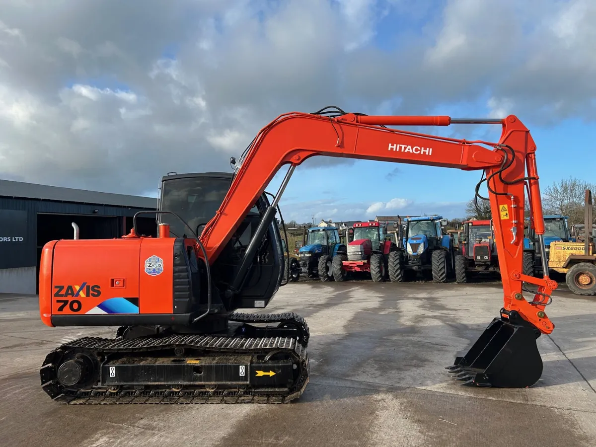 2014 Hitachi Zaxis 70 - Image 4