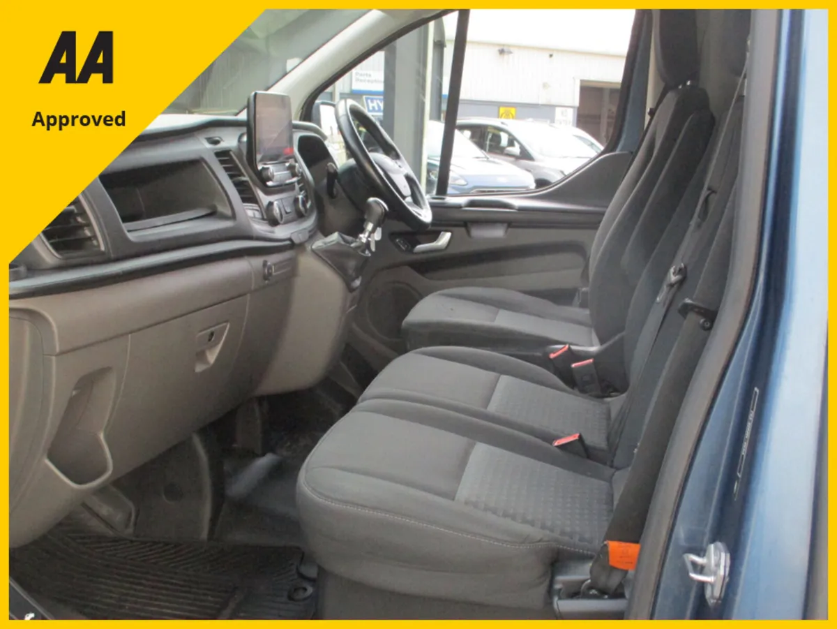 Ford Transit Custom 300L TREND 2.0  TD 130BHP HIGH - Image 4
