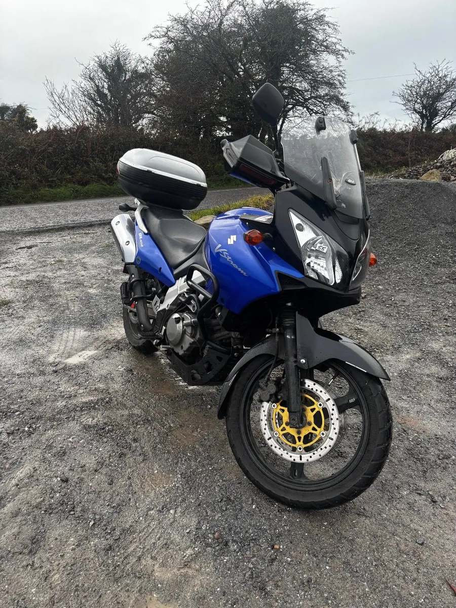 Suzuki V-strom 650 2004 - Image 2